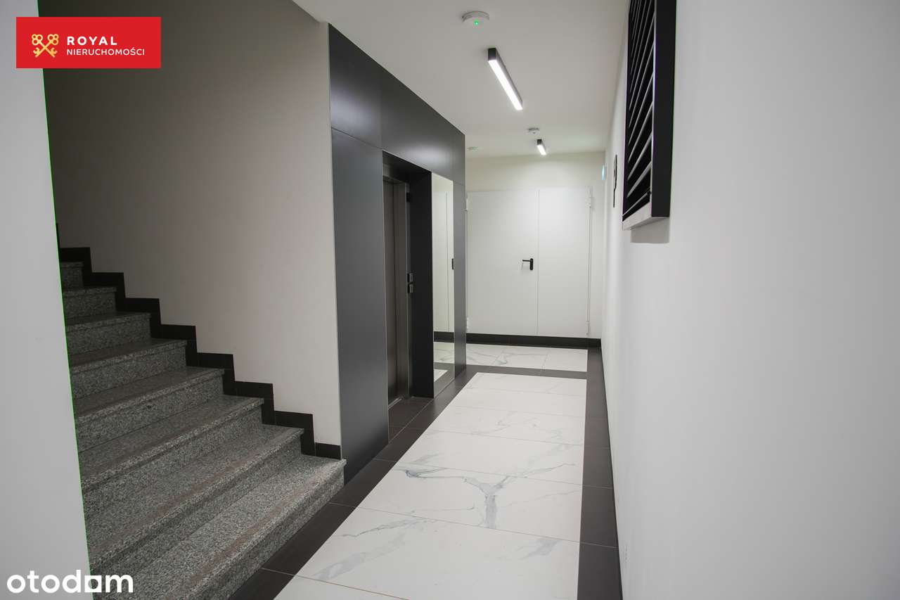 Dwupoziomowe mieszkanie z dużym tarasem-16