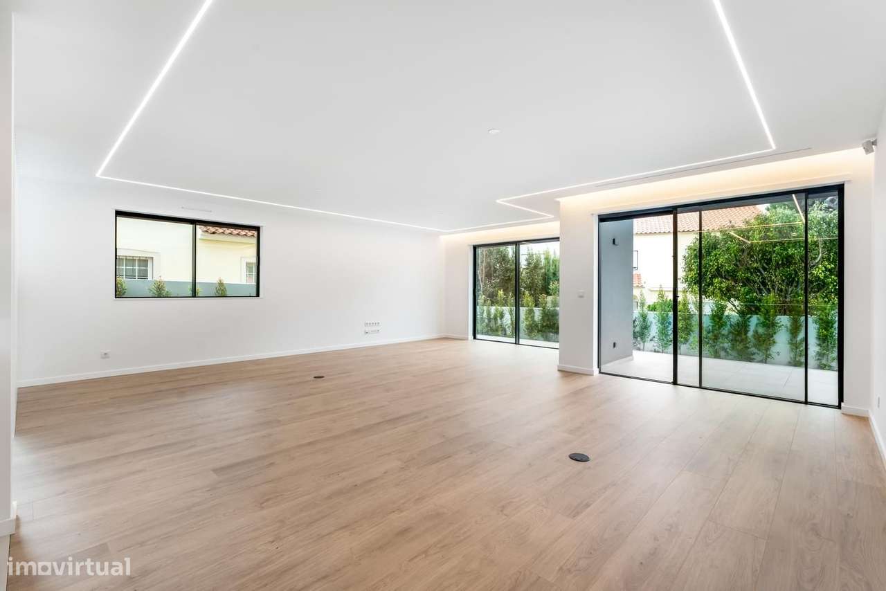 Moradia Isolada T4 + 2 com piscina, Aldeia de Juzo, Cascais - Grande imagem: 5/44