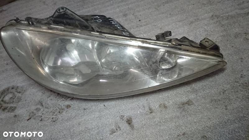 Lampa Przód Peugeot 206 EU - 1