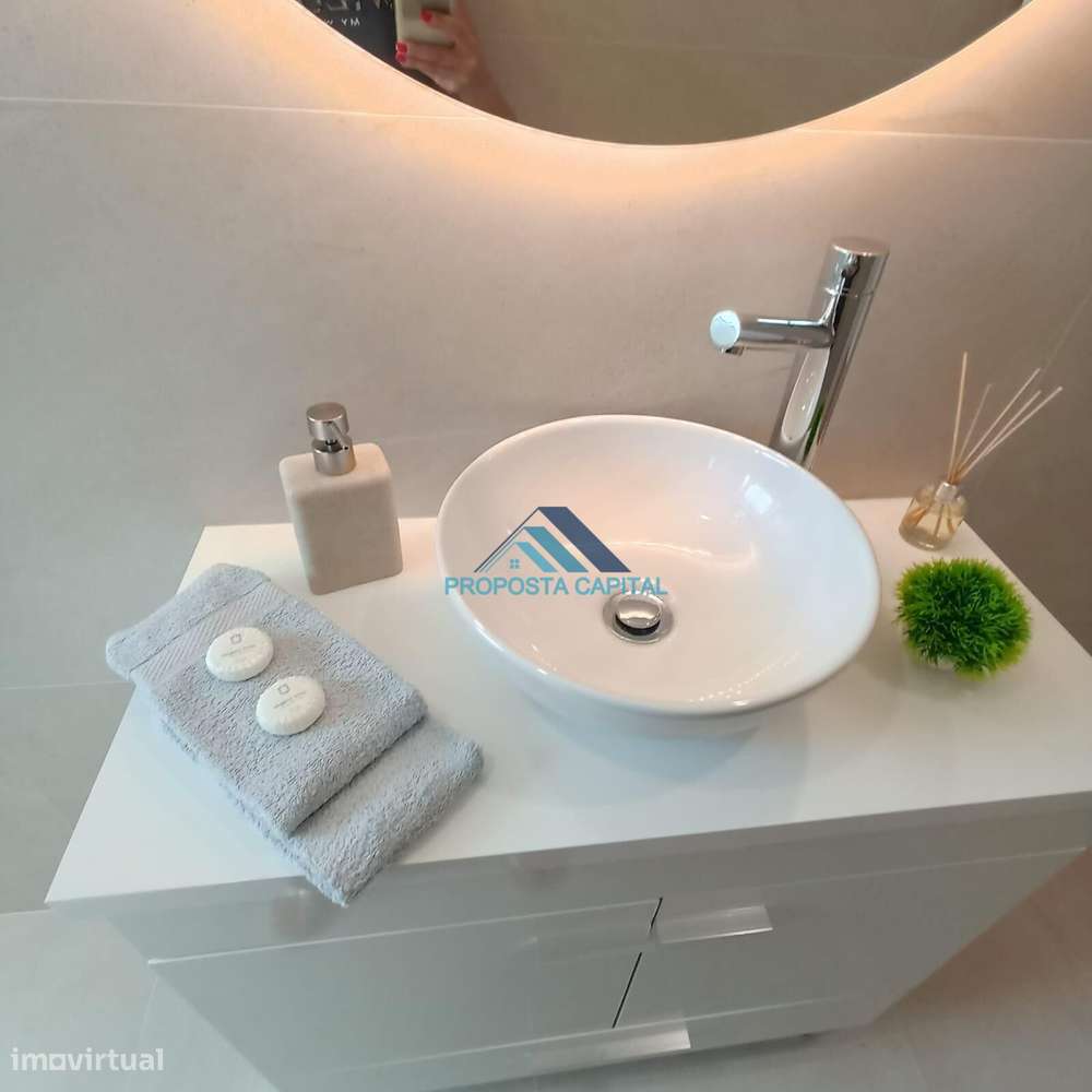 Apartamento T3 - Em Remodelação Total-9