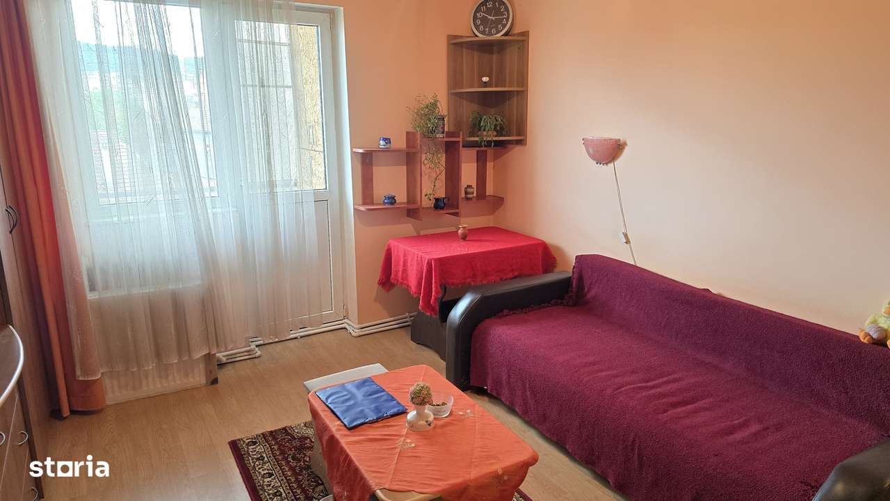 Vand apartament cu 2 camere Deva, Sala Sporturilor in P-uri, etaj 3, - Imagine principală: 2/11
