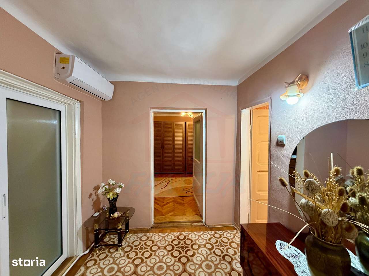 700 mp, teren intravilan, zona Centru, 150.000 euro