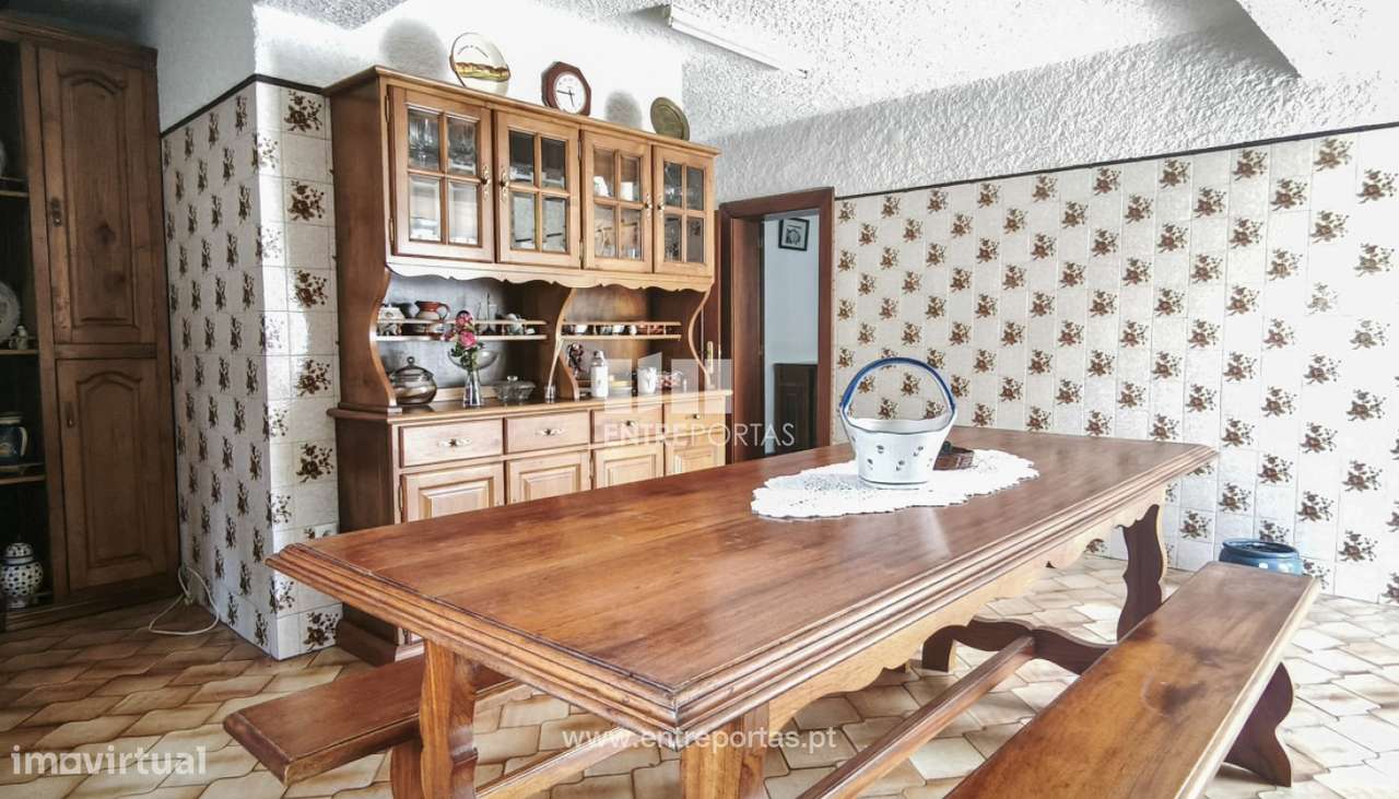 Venda de Moradia V4 com garagem fechada, Cardielos, Viana do Castelo - Grande imagem: 4/27