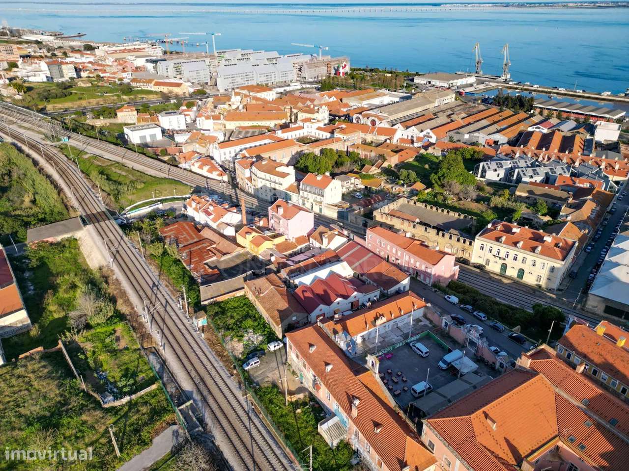 lote urbano para nova construção de moradias ou apartamentos. - Grande imagem: 1/22