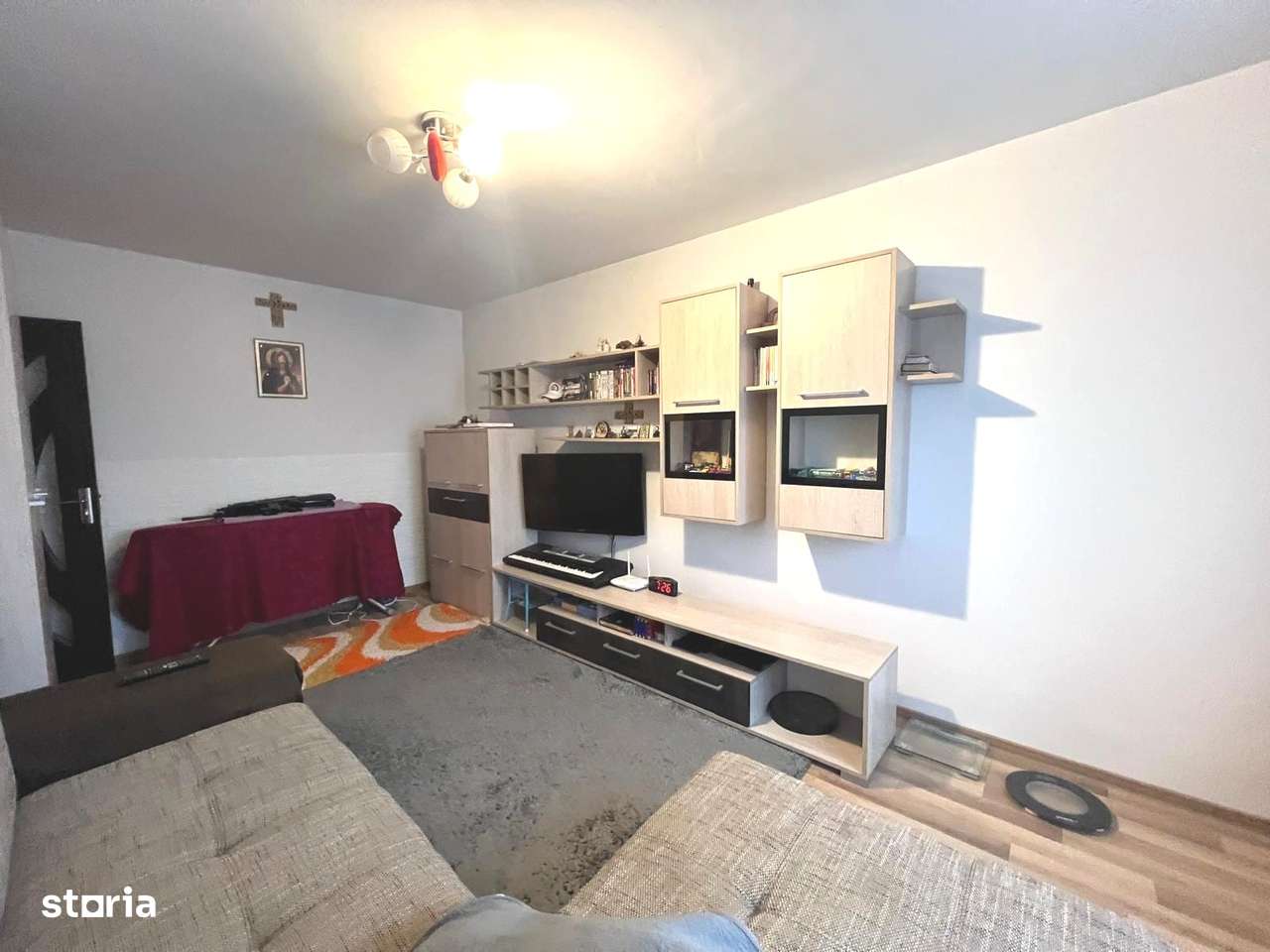 Apartament 3 camere Stadion +garaj langa bloc mobilat 87.500eur neg - Imagine principală: 5/16