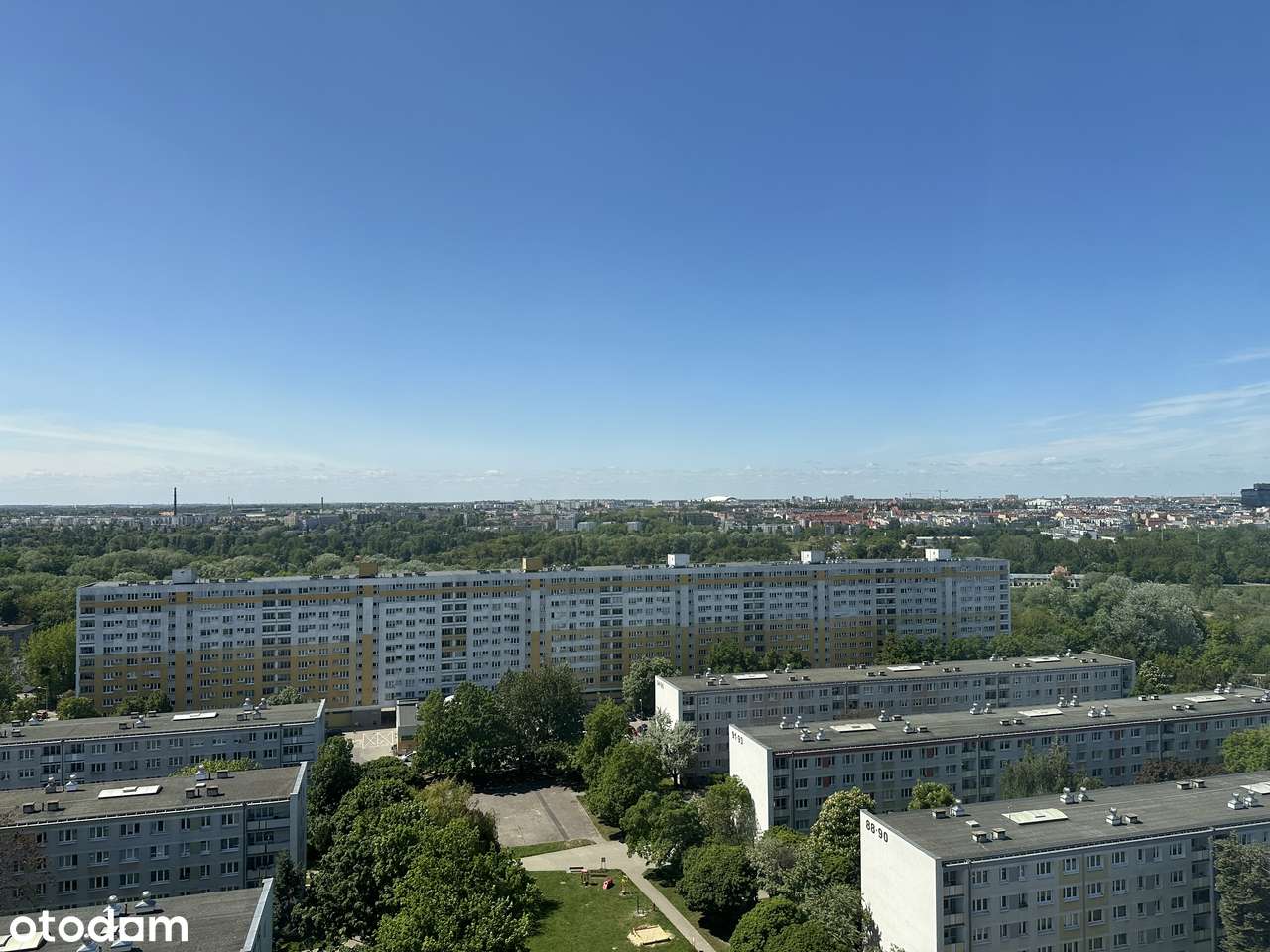 2 Pokojowe mieszkanie na Ratajach - z dużym salonem