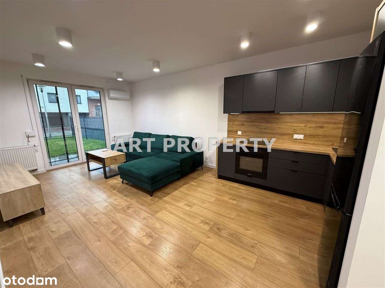 Chorzów, 17 sierpnia! z ogrodkiem! 3 pokoje!-2