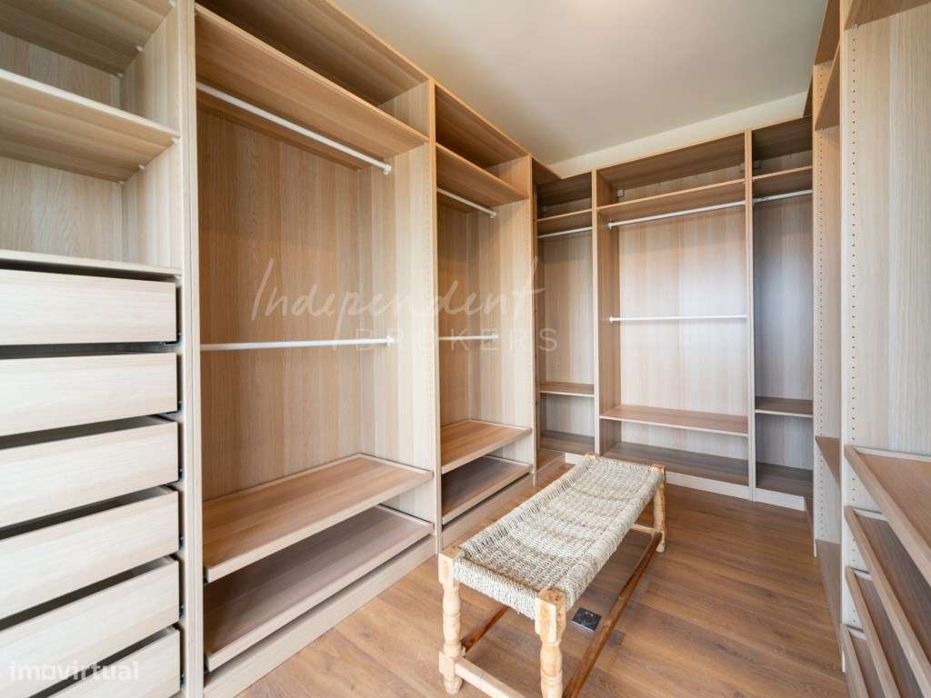 APARTAMENTO T4 TOTALMENTE REMODELADO NAS TORRES DO RESTELO, COM VIS...-23