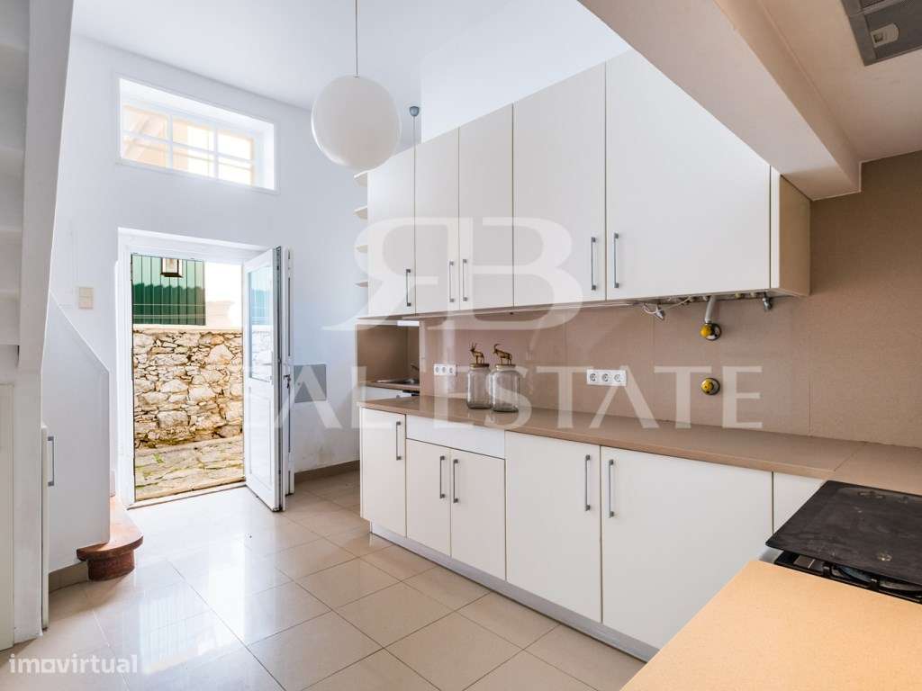 Moradia T4 tipo Chalet, com jardim, piscina e anexo T1 - Monte Esto...-29