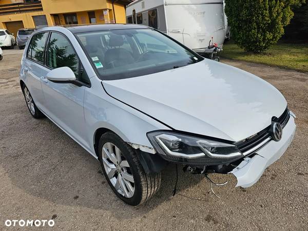 Volkswagen Golf 1.5 TSI ACT OPF Comfortline - 2