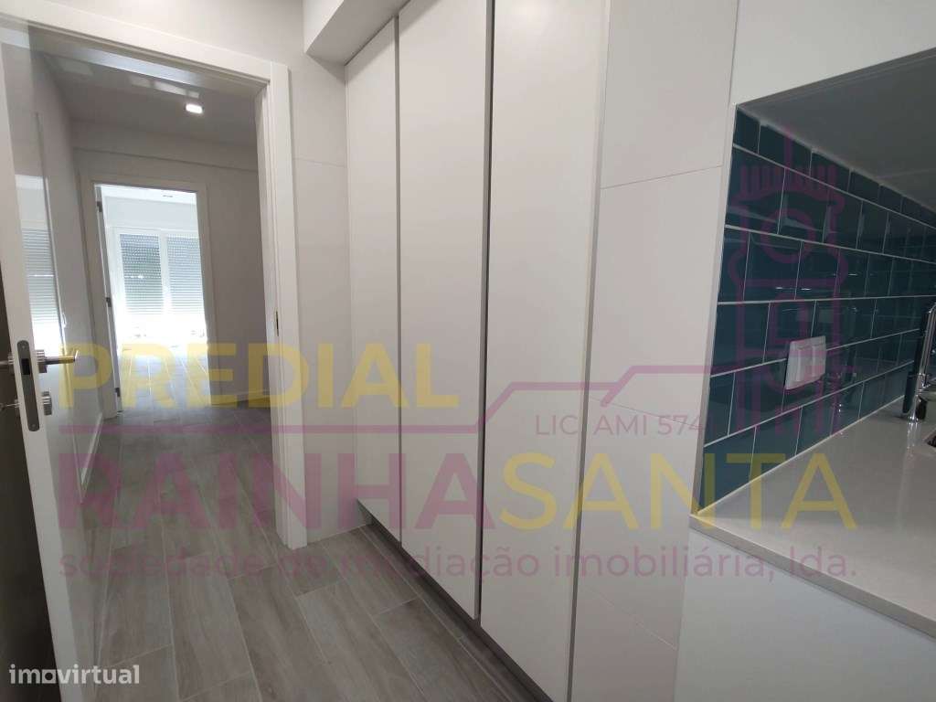 Excelente T4-Completamente remodelado. Sala c Varanda. Vista rio - Grande imagem: 5/16