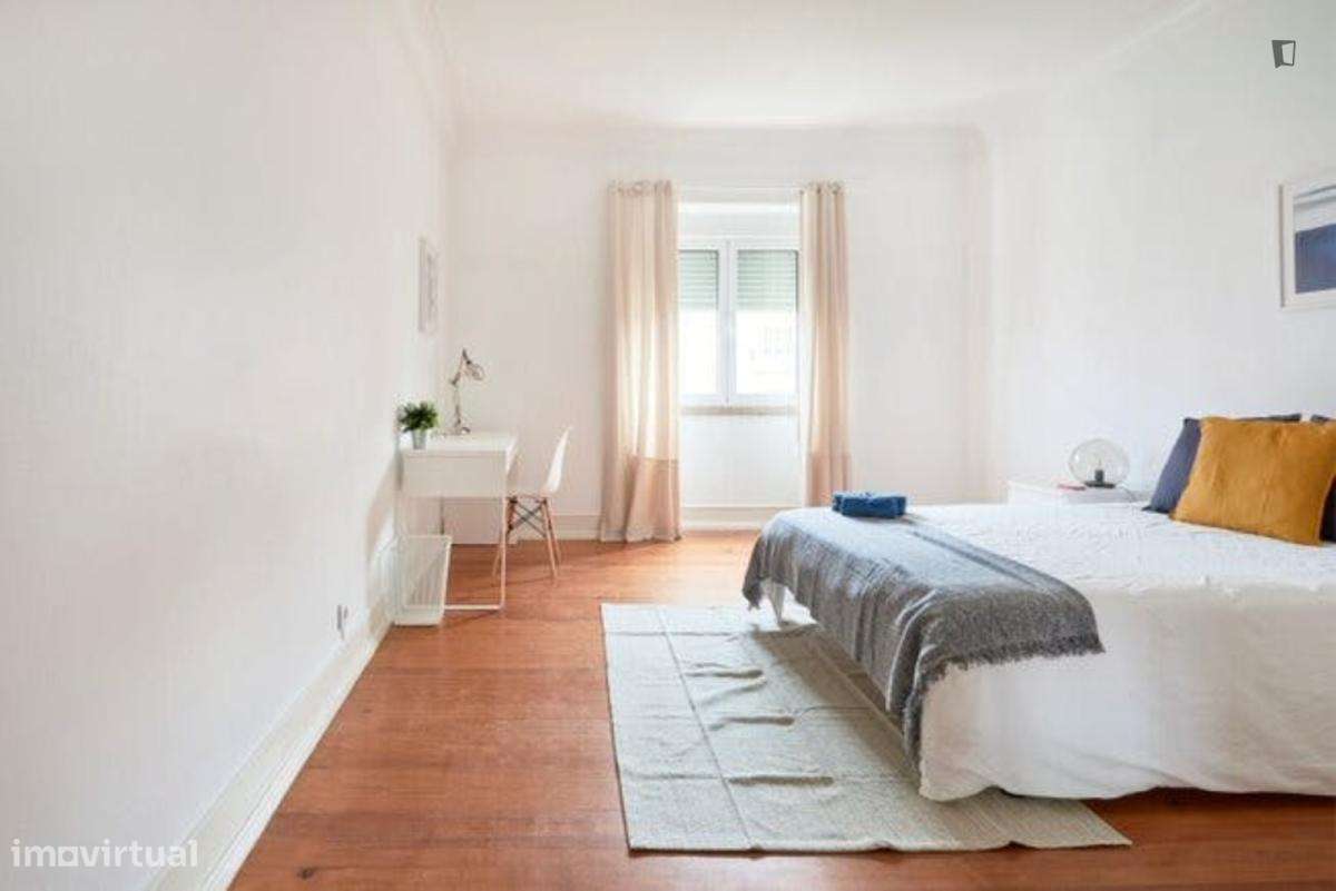 Quarto - localizado em Alameda Lisbon - Grande imagem: 5/9