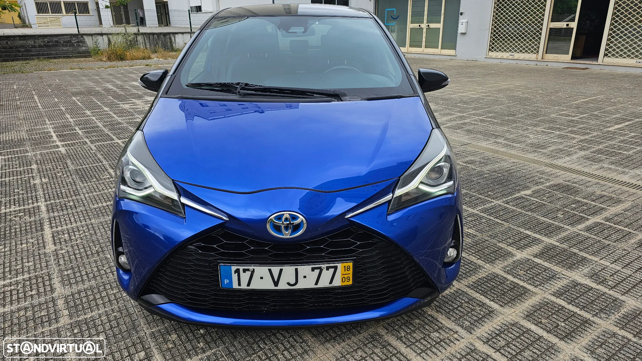 Toyota Yaris 1.5 HSD Square Collec.Blue - 11