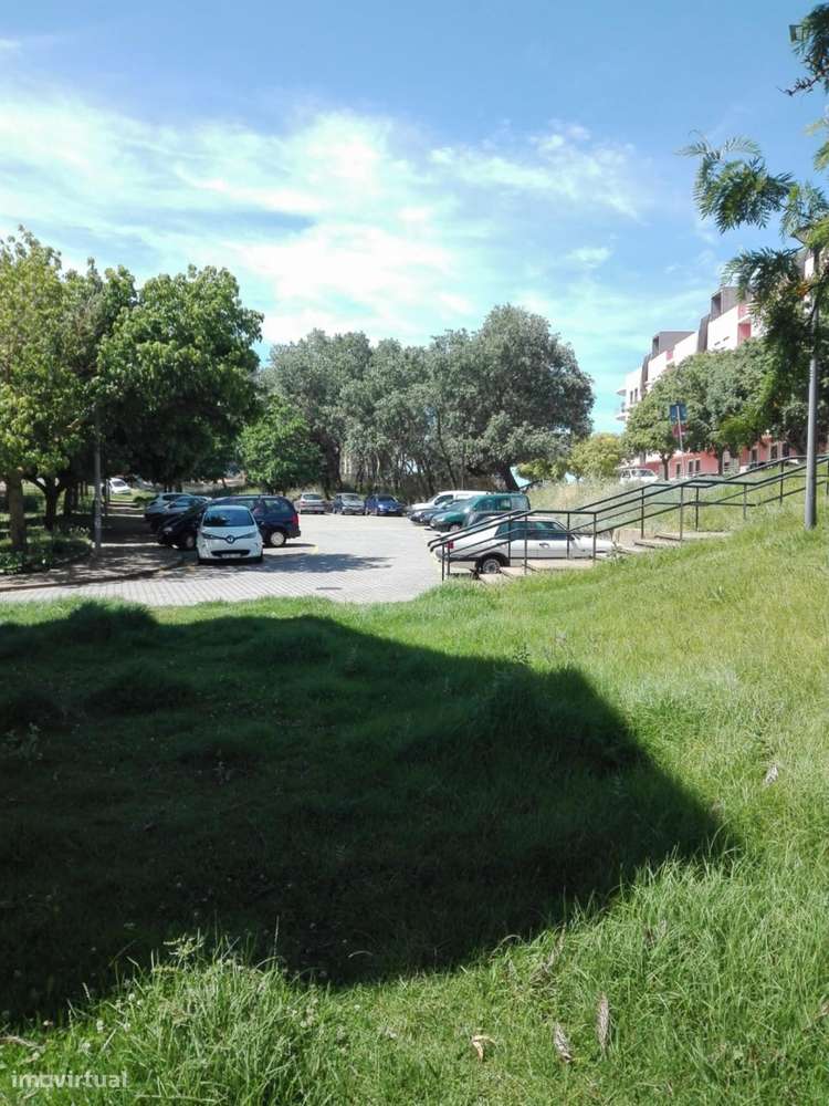 Quarto - localizado em Oeiras Lisbon - Grande imagem: 2/7