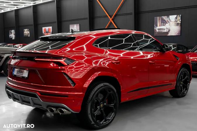 Lamborghini URUS - 26