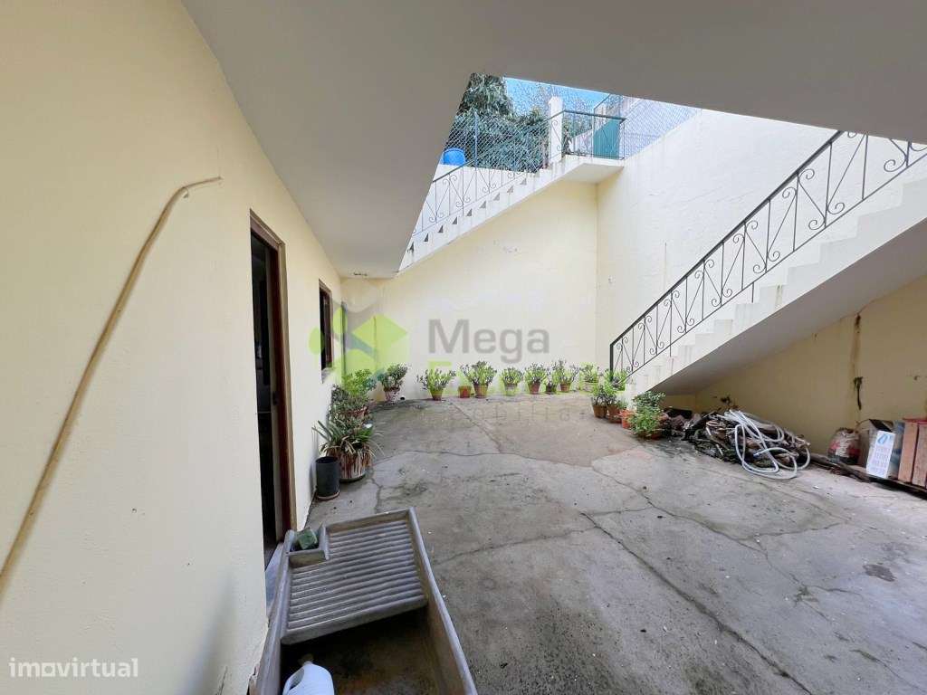 Moradia T3, com Terreno de 1080 m2, no Centro da Vila do Cadaval, c...-10