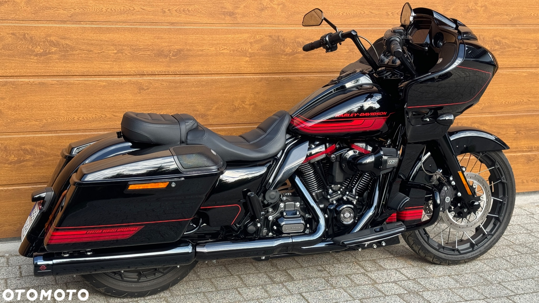 Harley-Davidson Touring Road Glide - 12