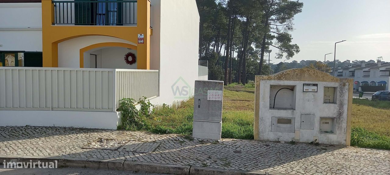 TERRENO URBANO  P/ VENDA C/ PROJETO MORADIA GEMINADA T4 EM PENALVA