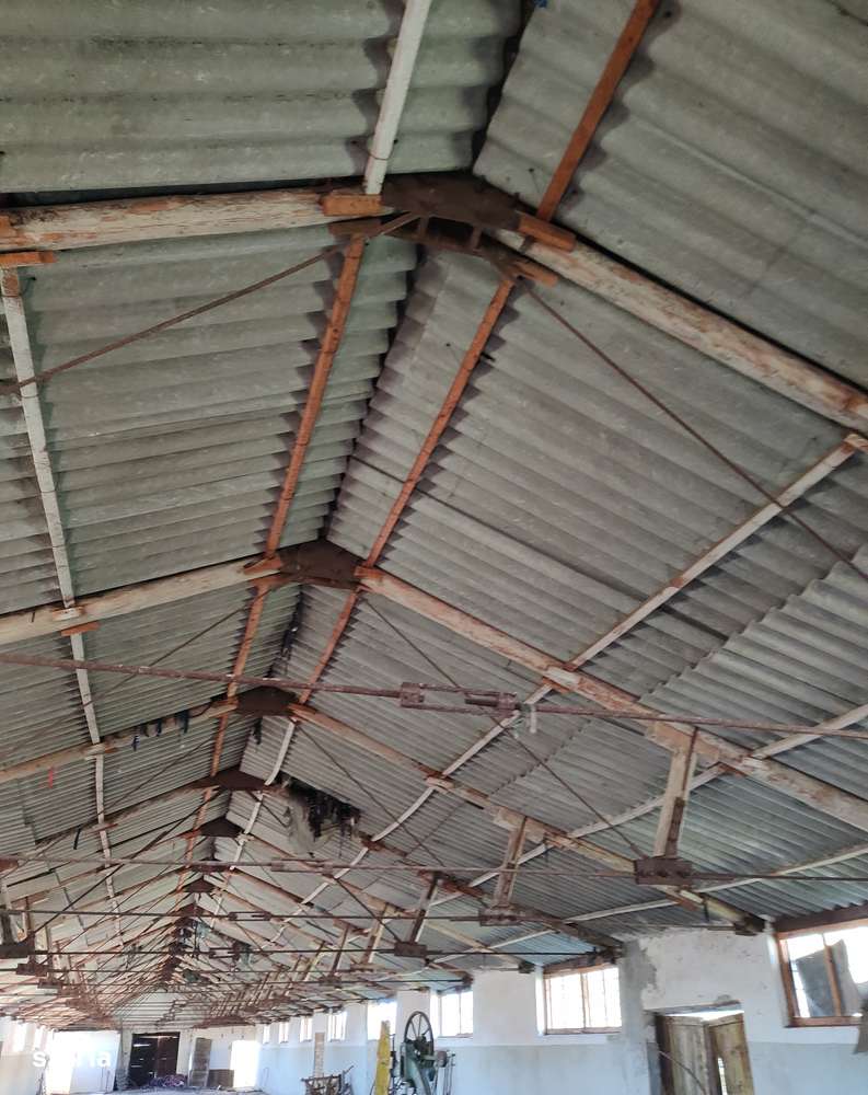 Hală din cărămidă 793 mp. Teren 1.999 mp - Imagine principală: 5/8