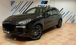 Porsche Cayenne S E-Hybrid - 1