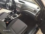 Subaru Impreza 2.0D Sport - 24