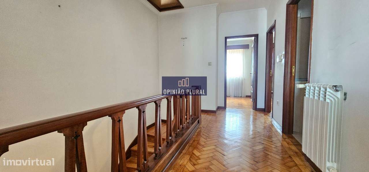 Moradia Tipologia T5 Independente com Conforto e Privacidade-13