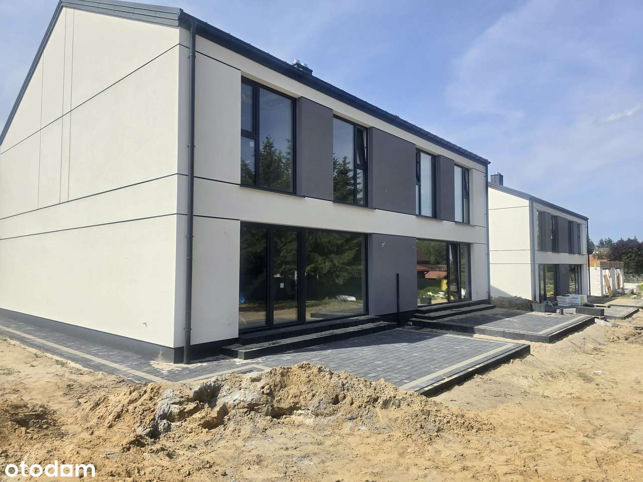 Nowy dom z 5 pokojami blisko lasu i jeziora-11