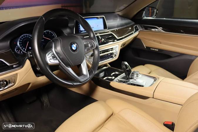 BMW 740 d xDrive - 8