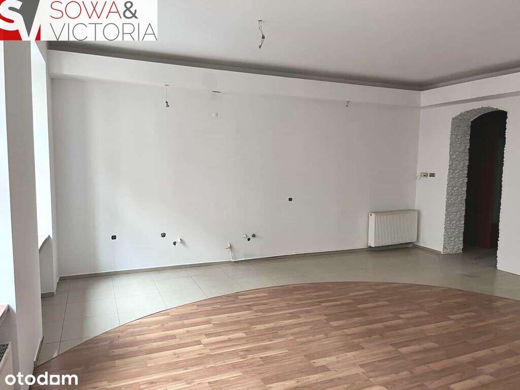 Przestronne mieszkanie w odrestaurowanej kamienicy-1