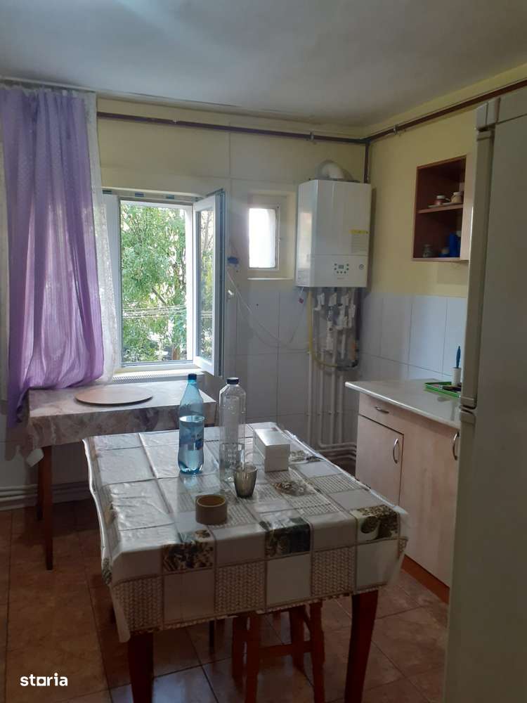 Oras Pantelimon, Biserica Sfantul Nicolae, decomandat, balcon - Imagine principală: 4/12