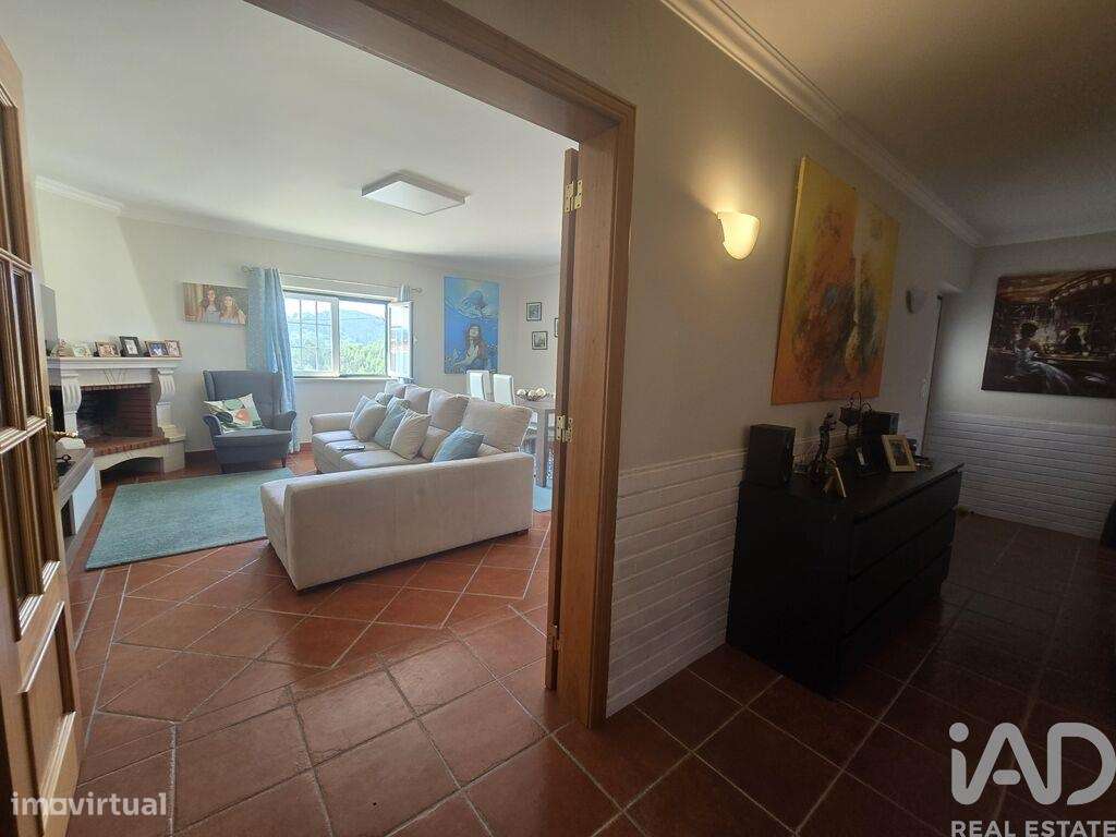 Casa / Villa T3 em Azueira e Sobral da Abelheira de 175,00 m2 - Grande imagem: 5/27