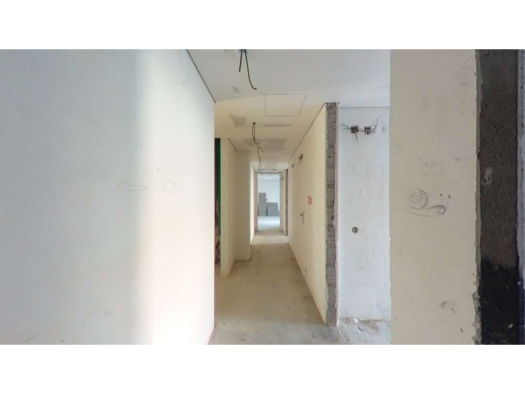 Apartamento T5 no Barreiro com Vista Rio-37