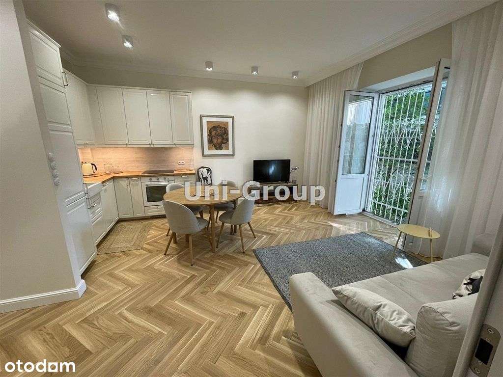 Ulica Wiejska Po Kapitalnym Remoncie Z Ogrodem - Pełny obrazek: 2/11