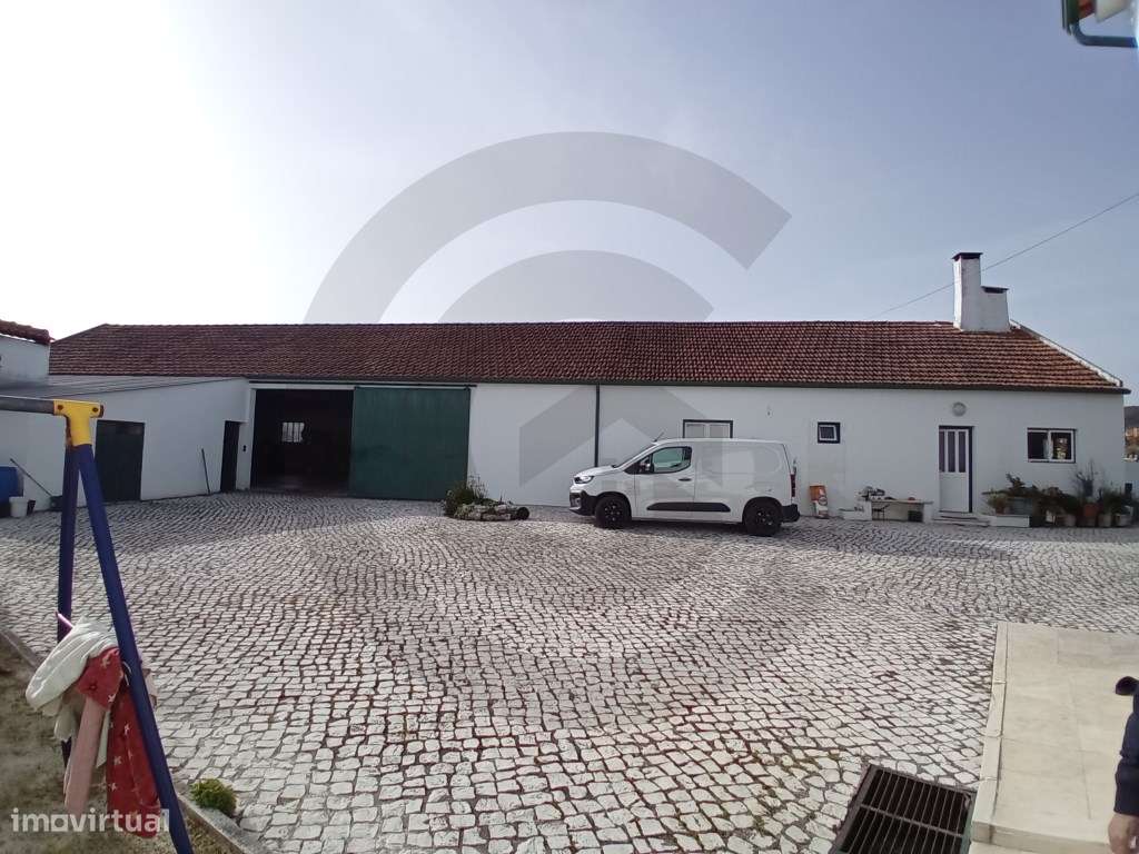 Moradia T5 - Alcanede, Santarém-3