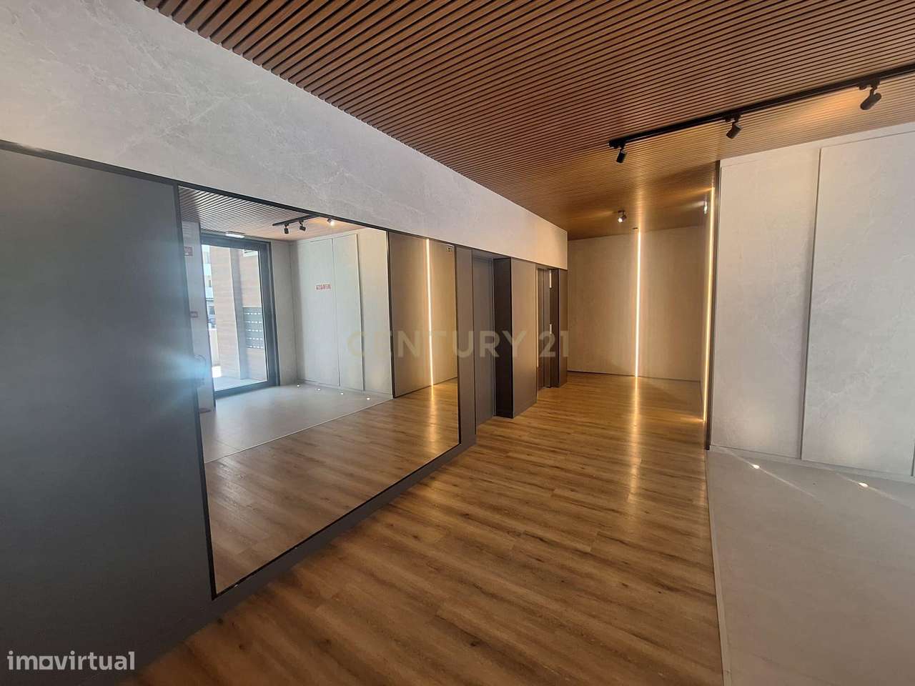 APARTAMENTO T2 NOVO DE LUXO EM FARO  PISCINA | GINÁSIO | DOMÓTICA E PA-34