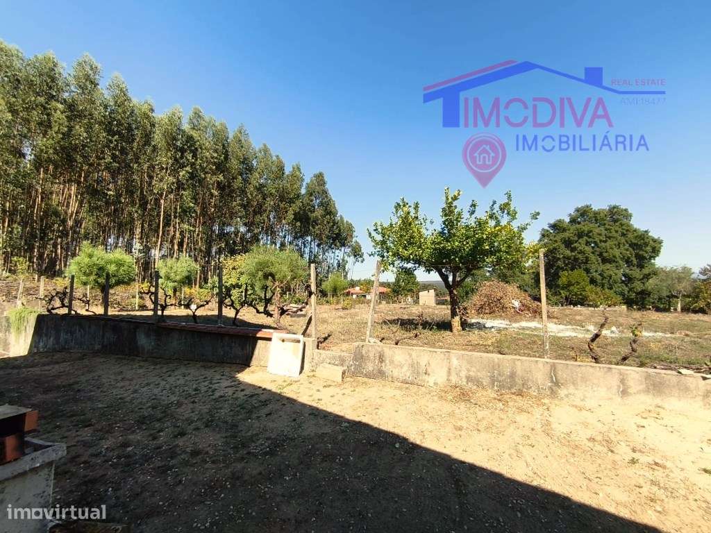 Moradia T3 com garagem e Terreno com 1850 m2 em Arega, Figueiró dos...-56