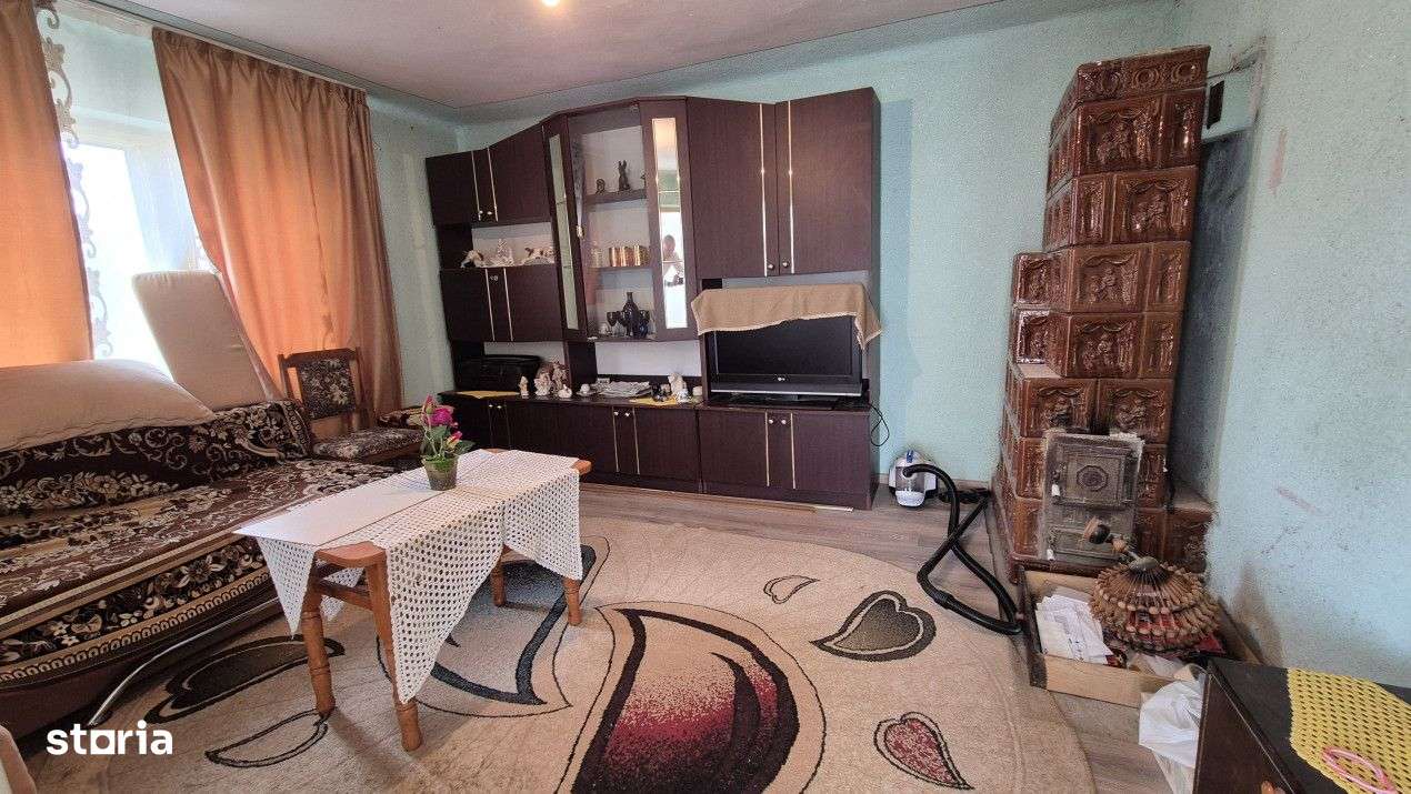 Vanzare casa traditionala in Bengesti-Ciocadia, str. Linia Mare - Imagine principală: 4/10