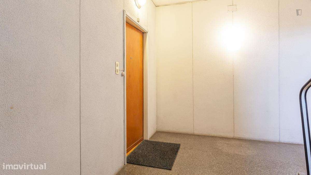 Quarto - localizado em Ramalde Porto - Grande imagem: 5/10