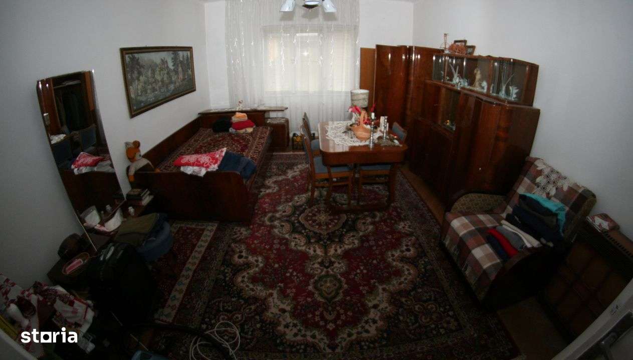 Casa cu gradina langa Cetatea Harman-4