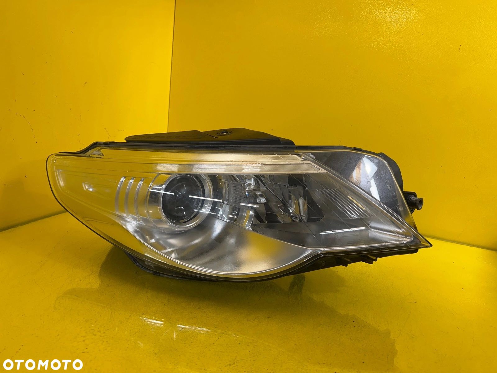 Lampa Prawa Xenon VW Passat CC 3C8 08-12 - 1