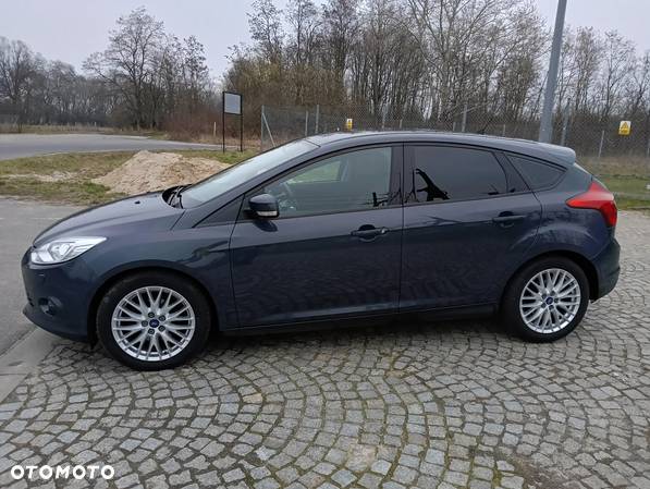 Ford Focus 1.6 16V Style - 7