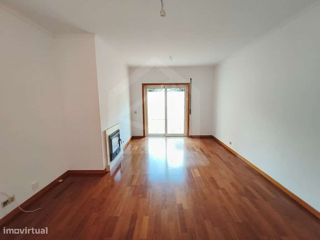 Apartamento T2 em São João da Madeira - Grande imagem: 2/22