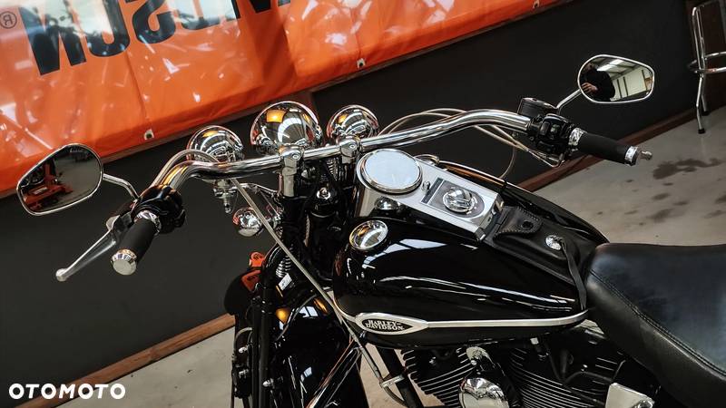 Harley-Davidson Softail Springer Classic - 26