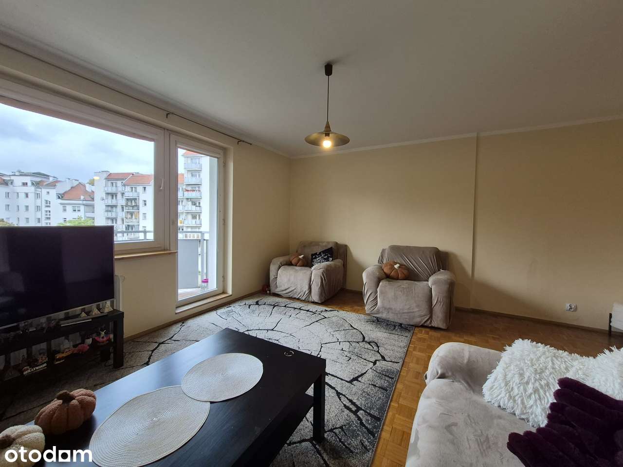 ul. Długa Szczepin Stare Miasto 1998 rok winda, balkon-0