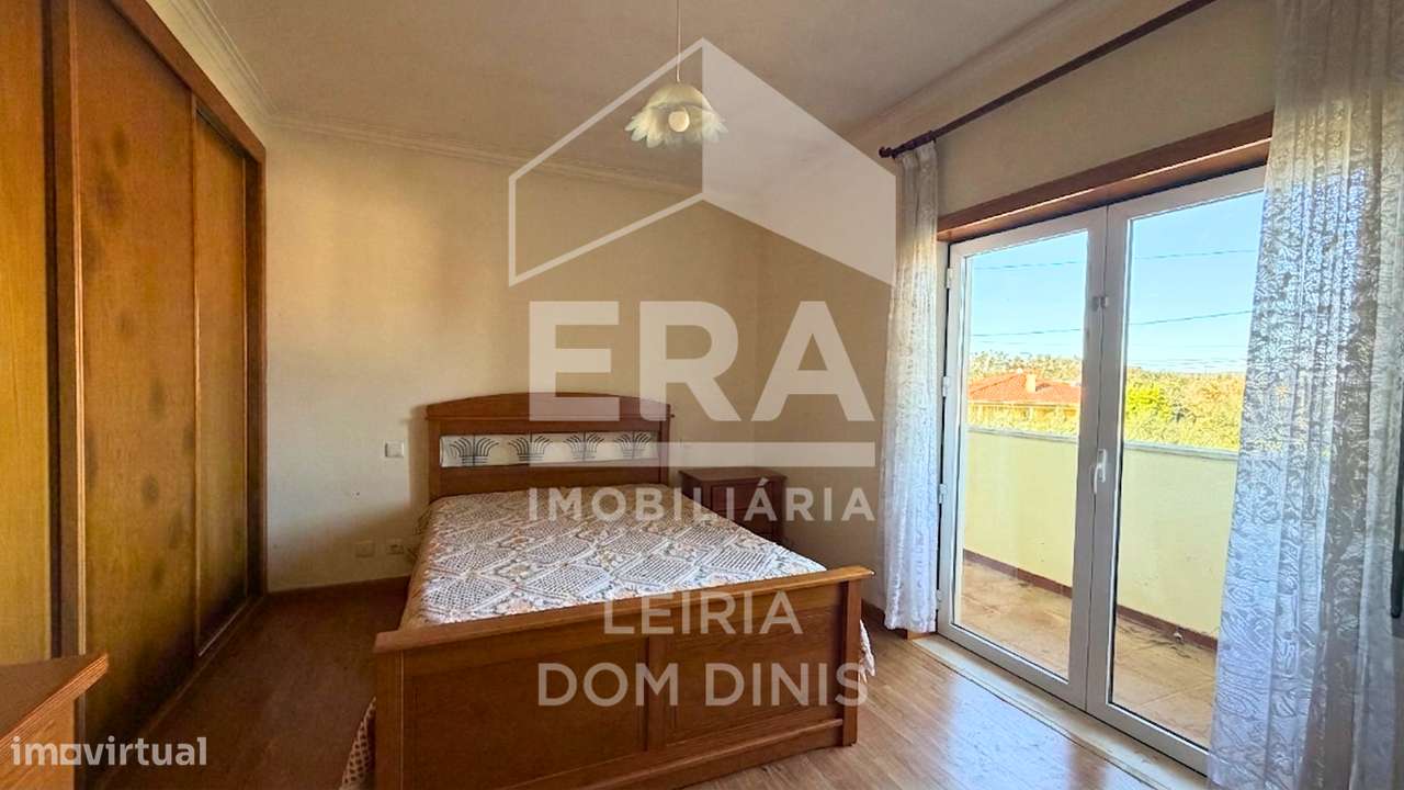 Moradia T4 localizada na zona de Lourais, Leiria-14