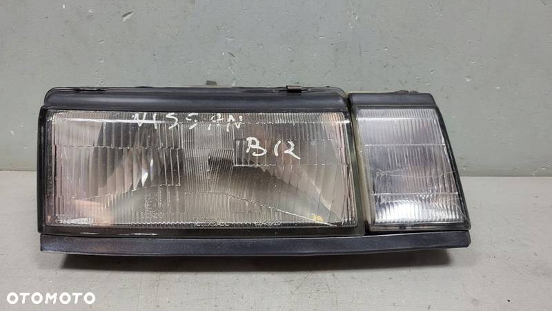 Lampa Prawy Przód Nissan Sunny B12 Coupe Oryginał - 1