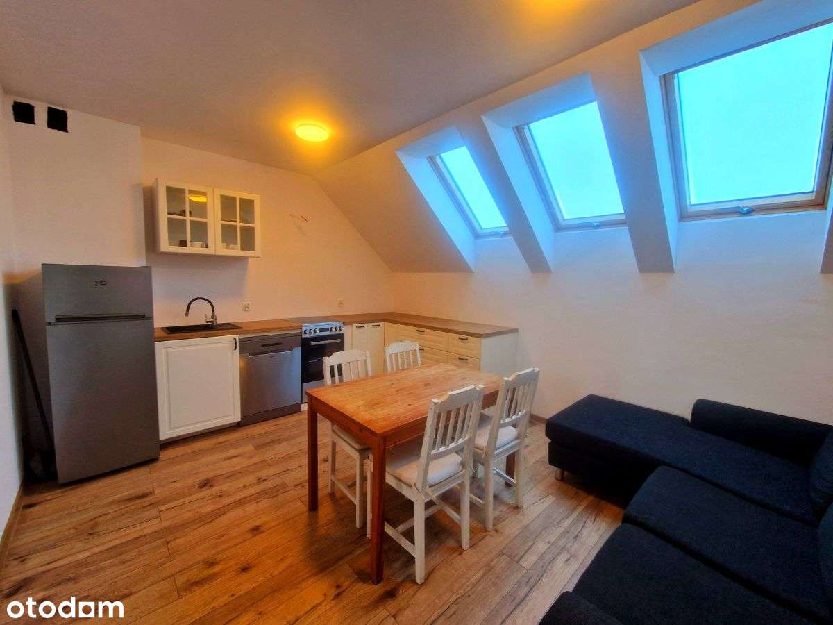 Wyjątkowe mieszkanie z poddaszem do aranżacji.-1