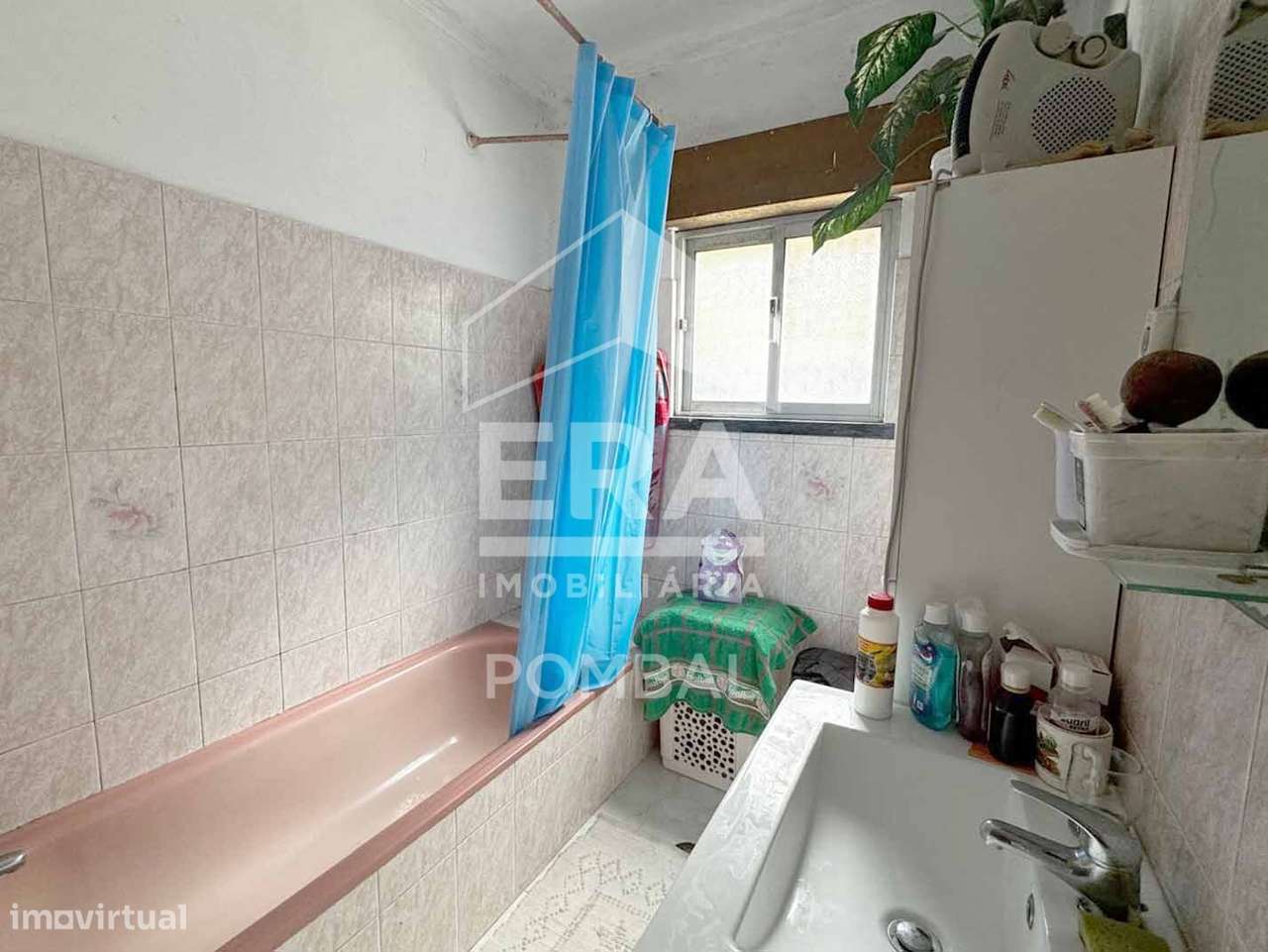 Moradia T4, Abiúl-10