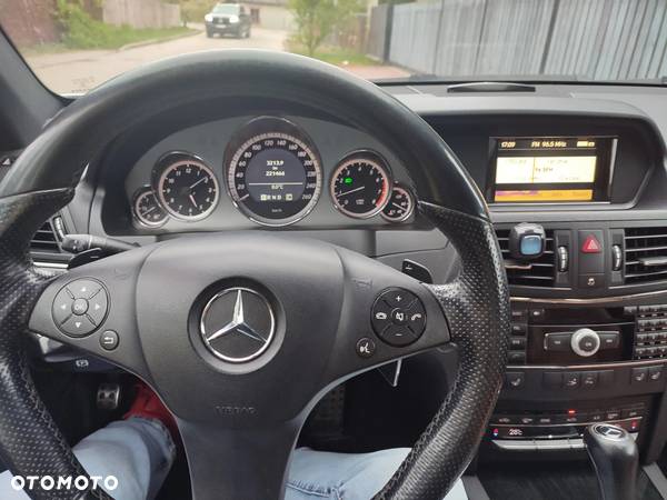 Mercedes-Benz Klasa E 250 CGI BlueEffICIENCY - 29