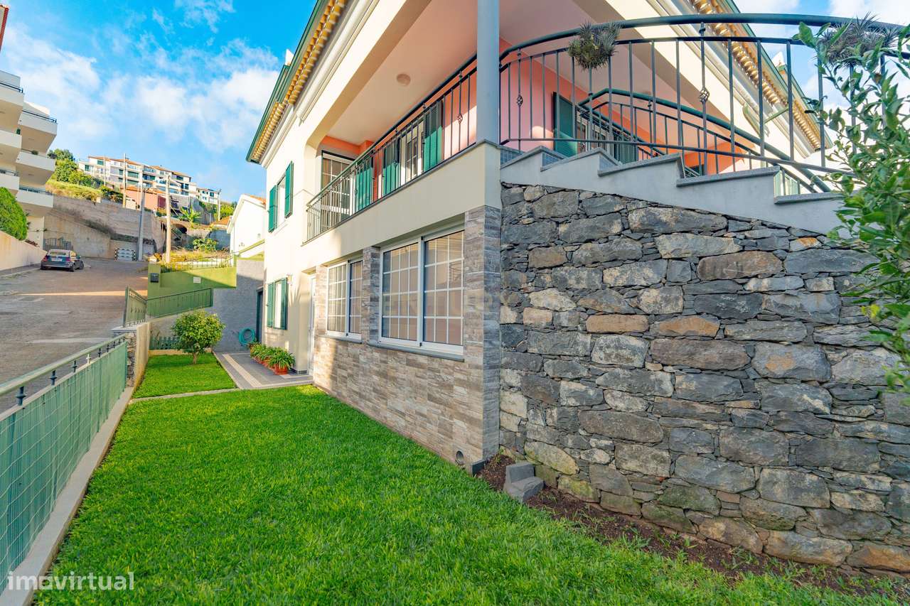 Moradia Clássica T3 com Sótão Habitável em Canhas, Ponta do Sol-14